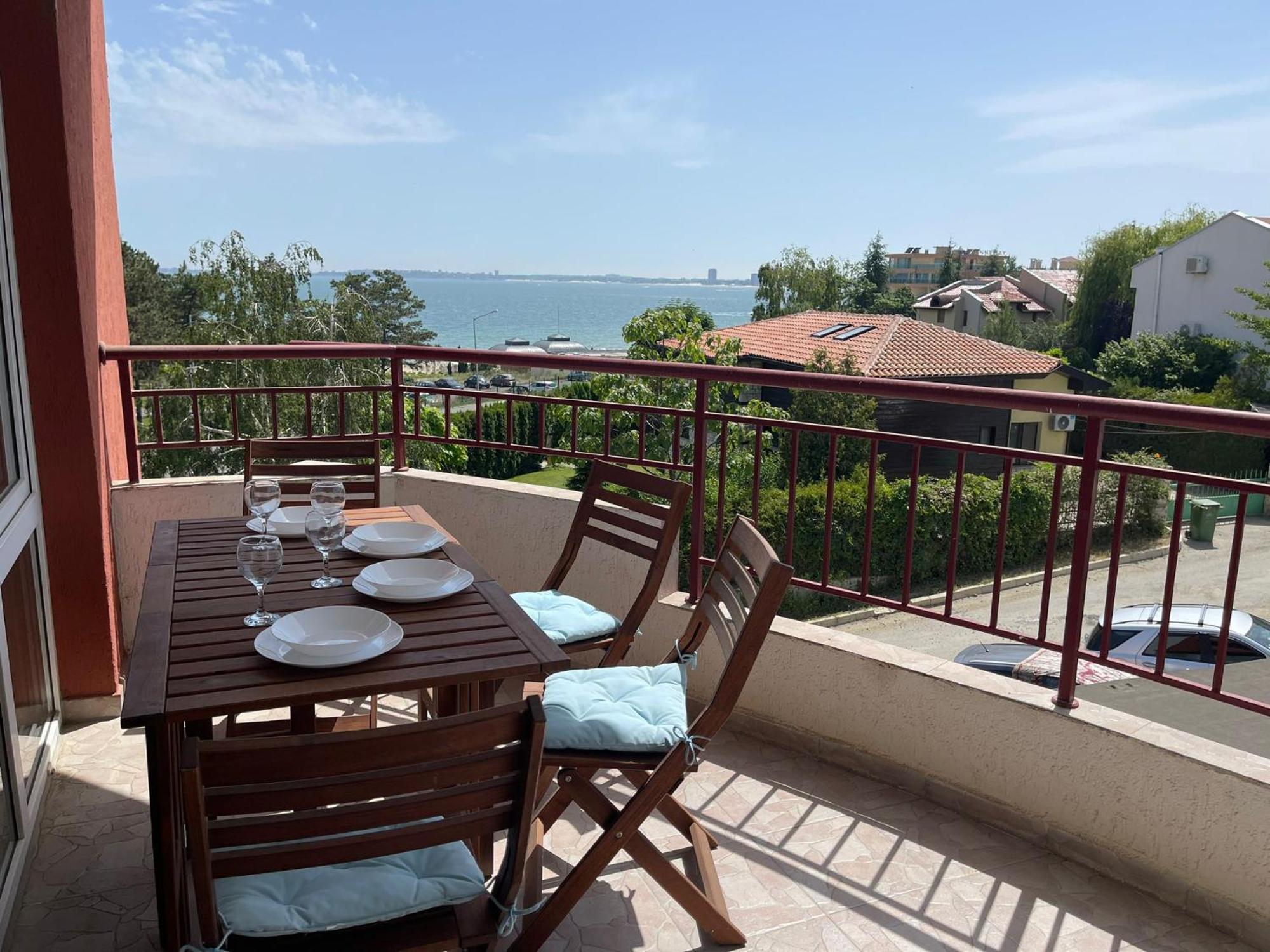סאני ביץ' Green Fort - Prestige Sea Viev Apartments מראה חיצוני תמונה