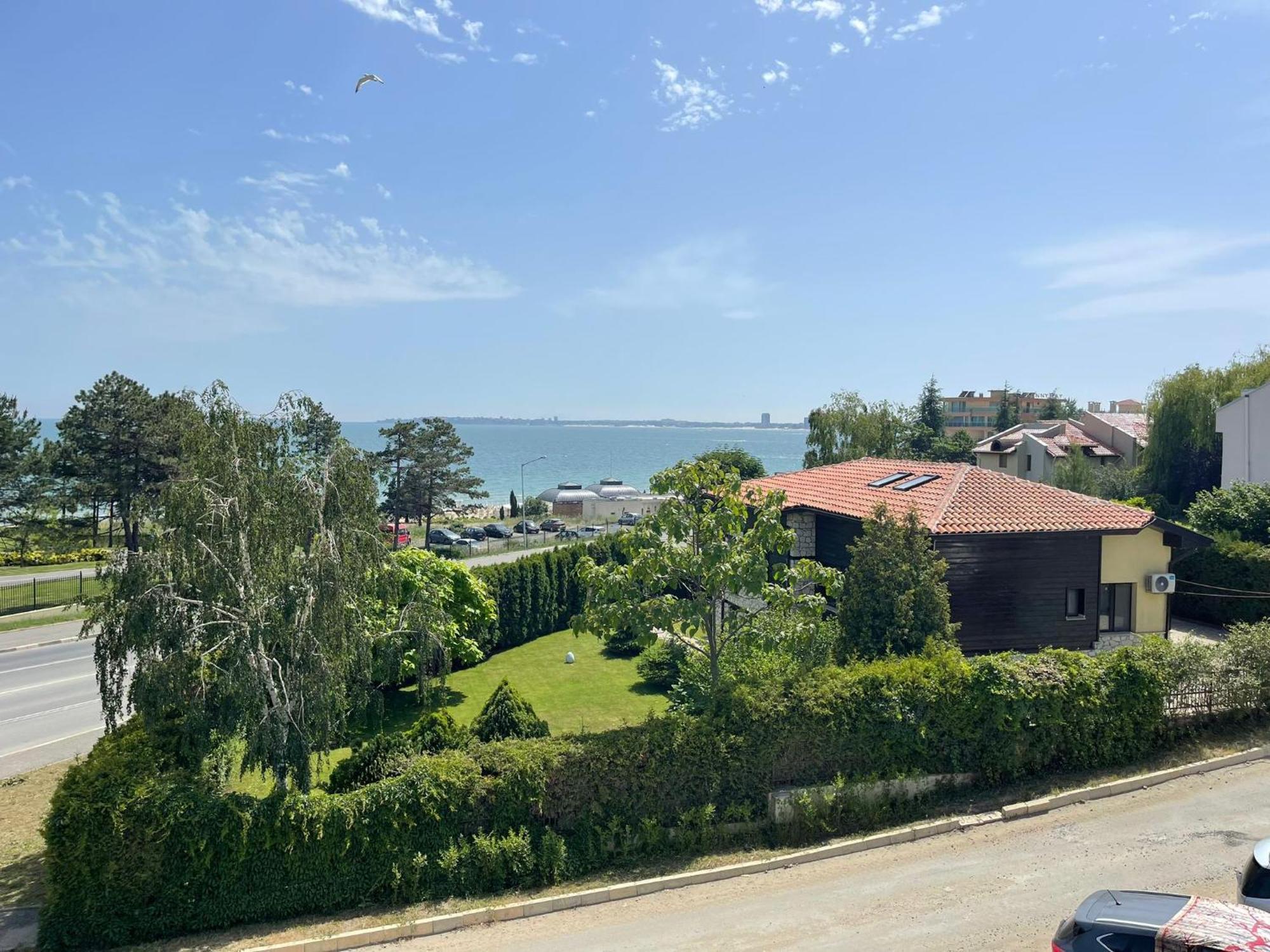 סאני ביץ' Green Fort - Prestige Sea Viev Apartments מראה חיצוני תמונה