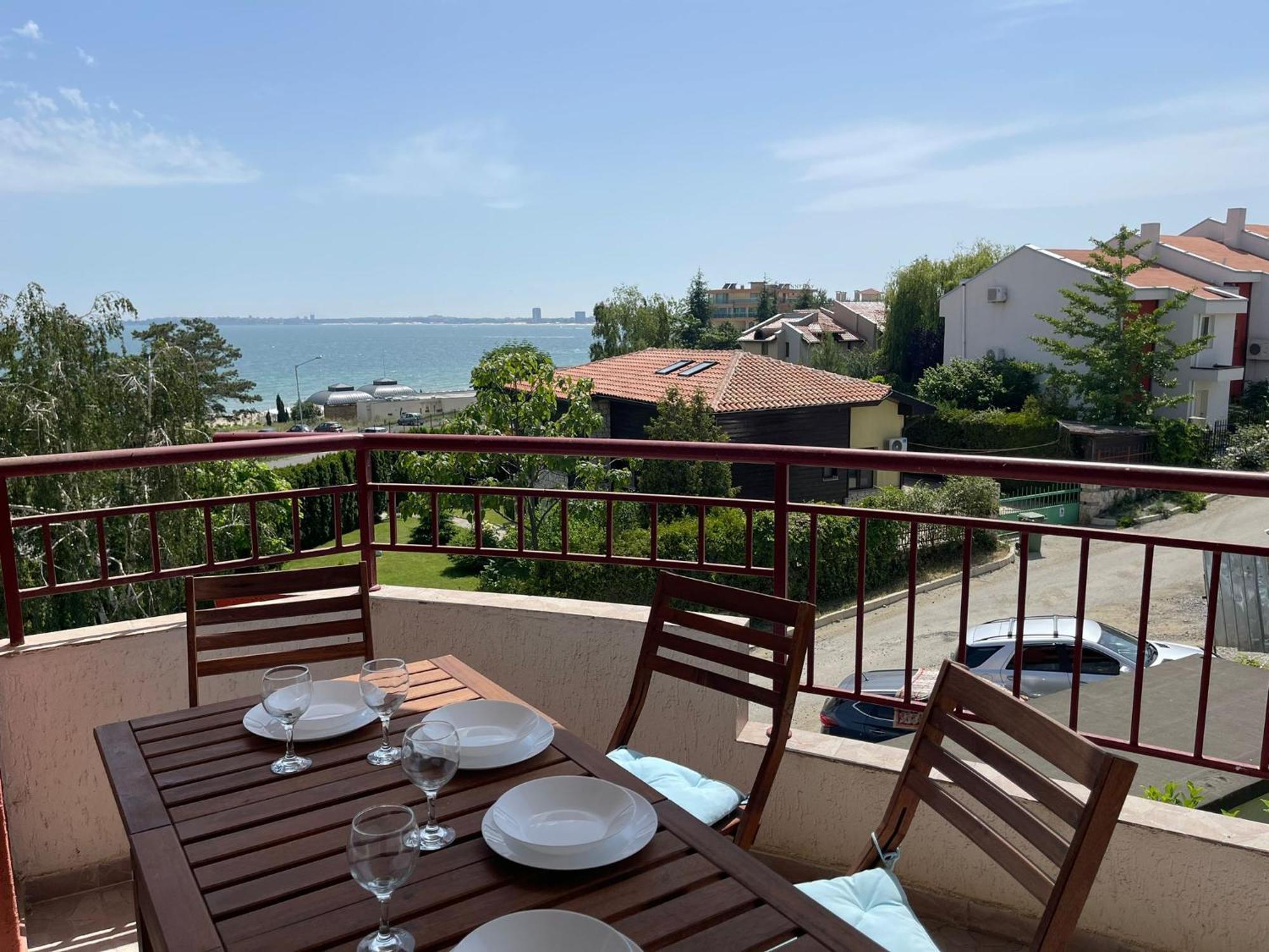 סאני ביץ' Green Fort - Prestige Sea Viev Apartments מראה חיצוני תמונה