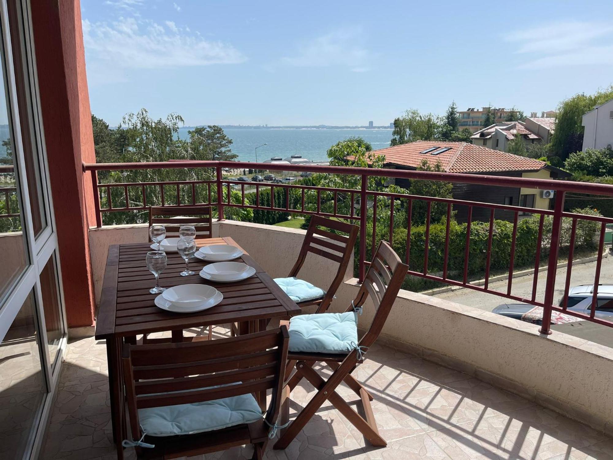 סאני ביץ' Green Fort - Prestige Sea Viev Apartments מראה חיצוני תמונה