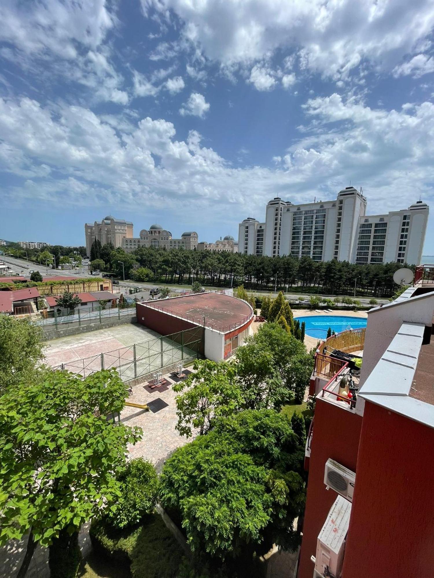 סאני ביץ' Green Fort - Prestige Sea Viev Apartments מראה חיצוני תמונה