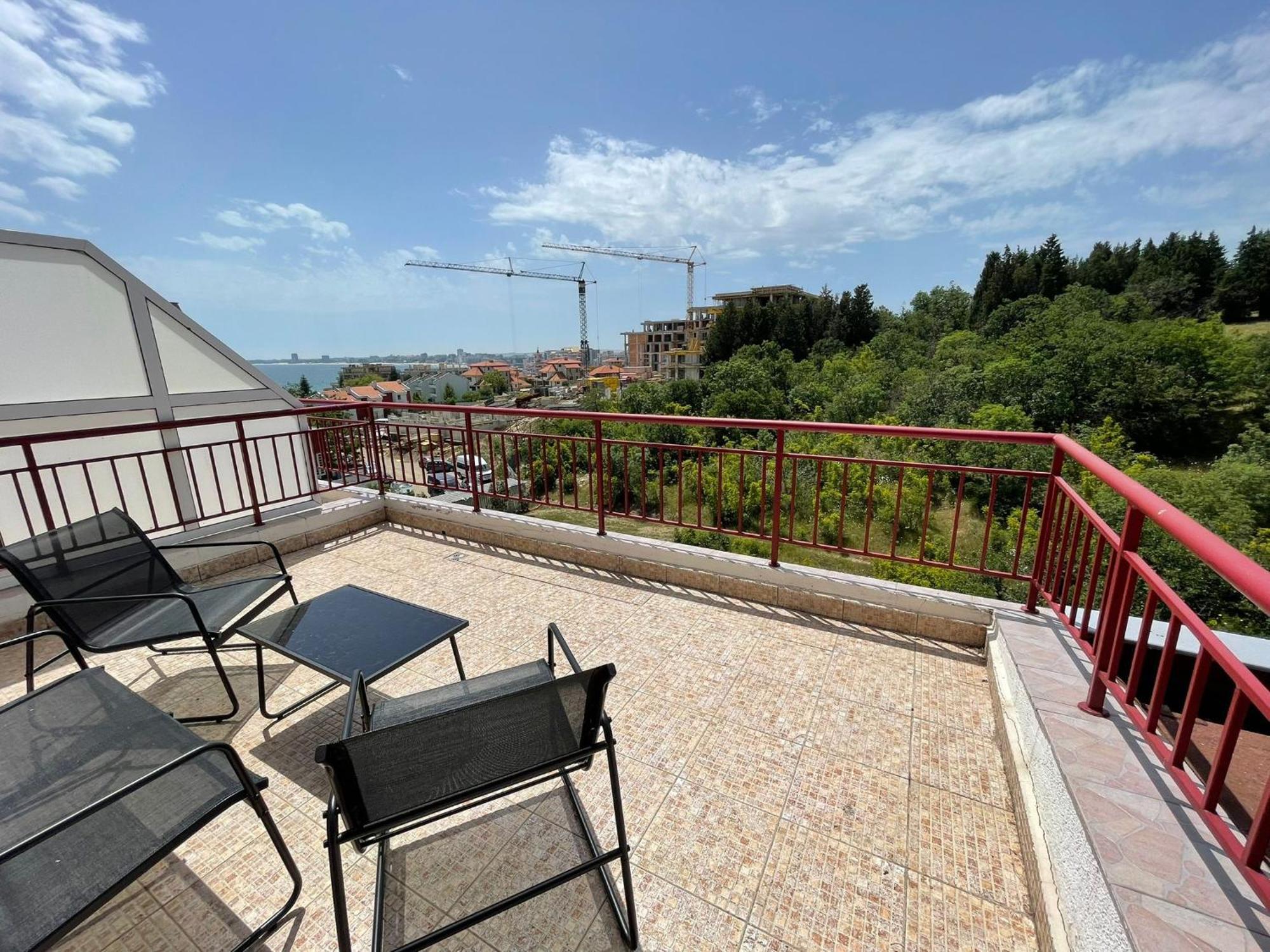 סאני ביץ' Green Fort - Prestige Sea Viev Apartments מראה חיצוני תמונה