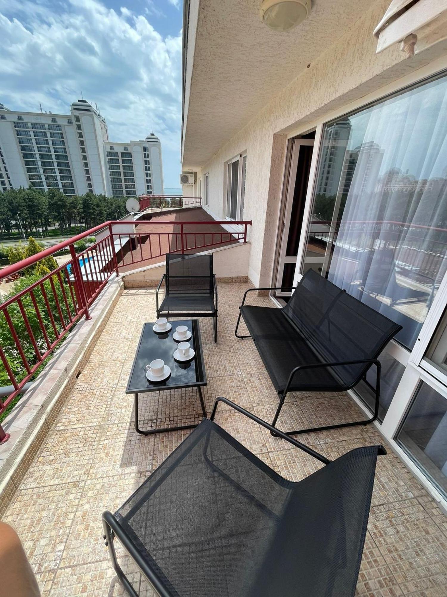 סאני ביץ' Green Fort - Prestige Sea Viev Apartments מראה חיצוני תמונה