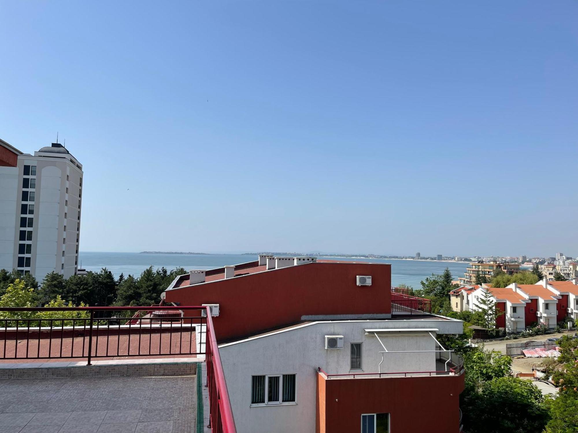 סאני ביץ' Green Fort - Prestige Sea Viev Apartments מראה חיצוני תמונה