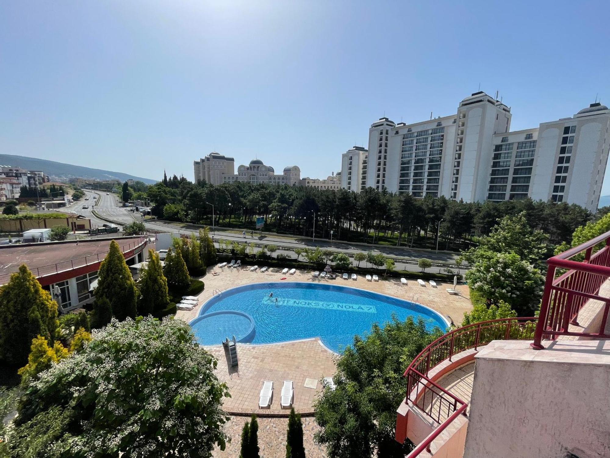 סאני ביץ' Green Fort - Prestige Sea Viev Apartments מראה חיצוני תמונה
