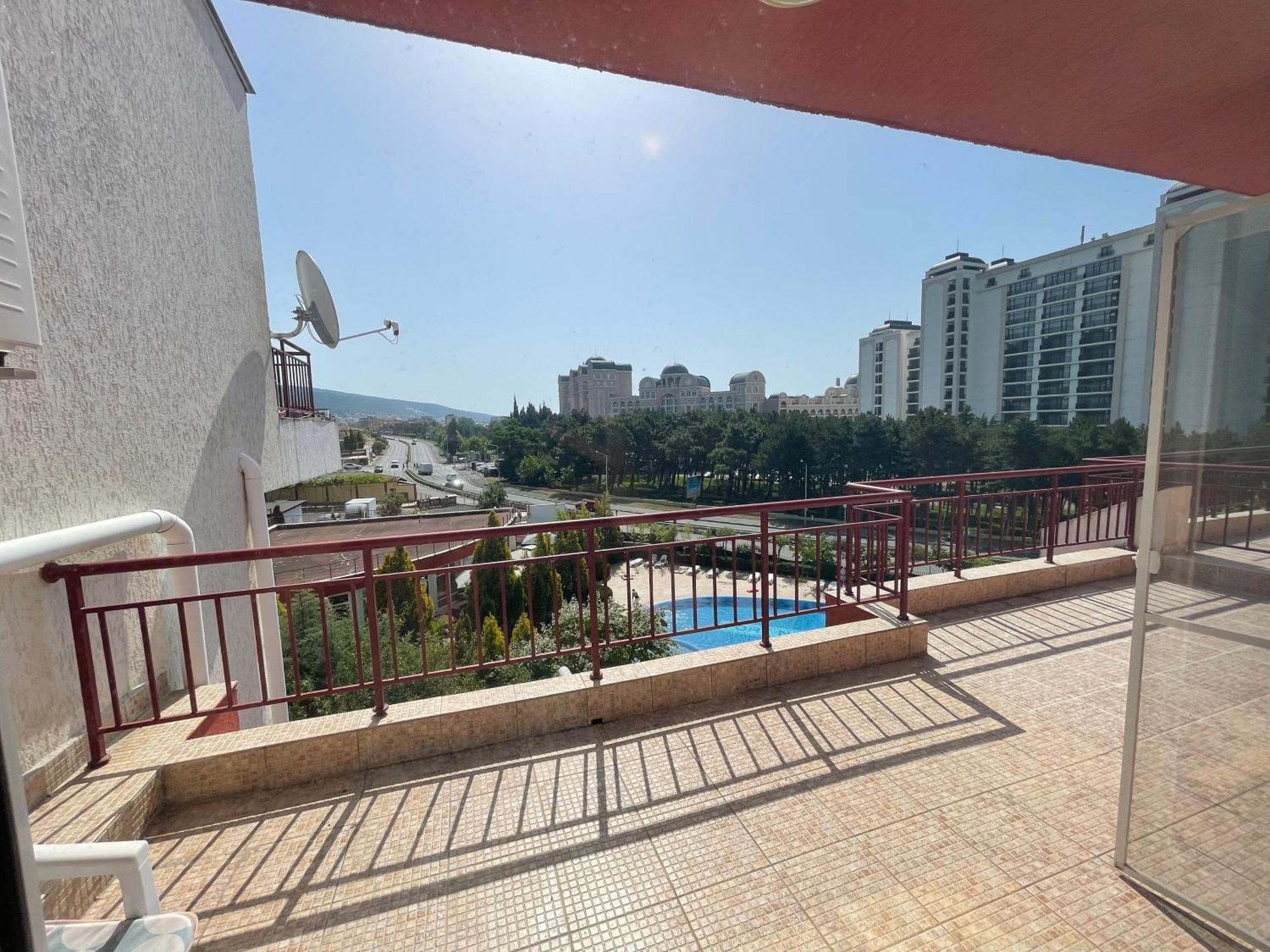 סאני ביץ' Green Fort - Prestige Sea Viev Apartments מראה חיצוני תמונה