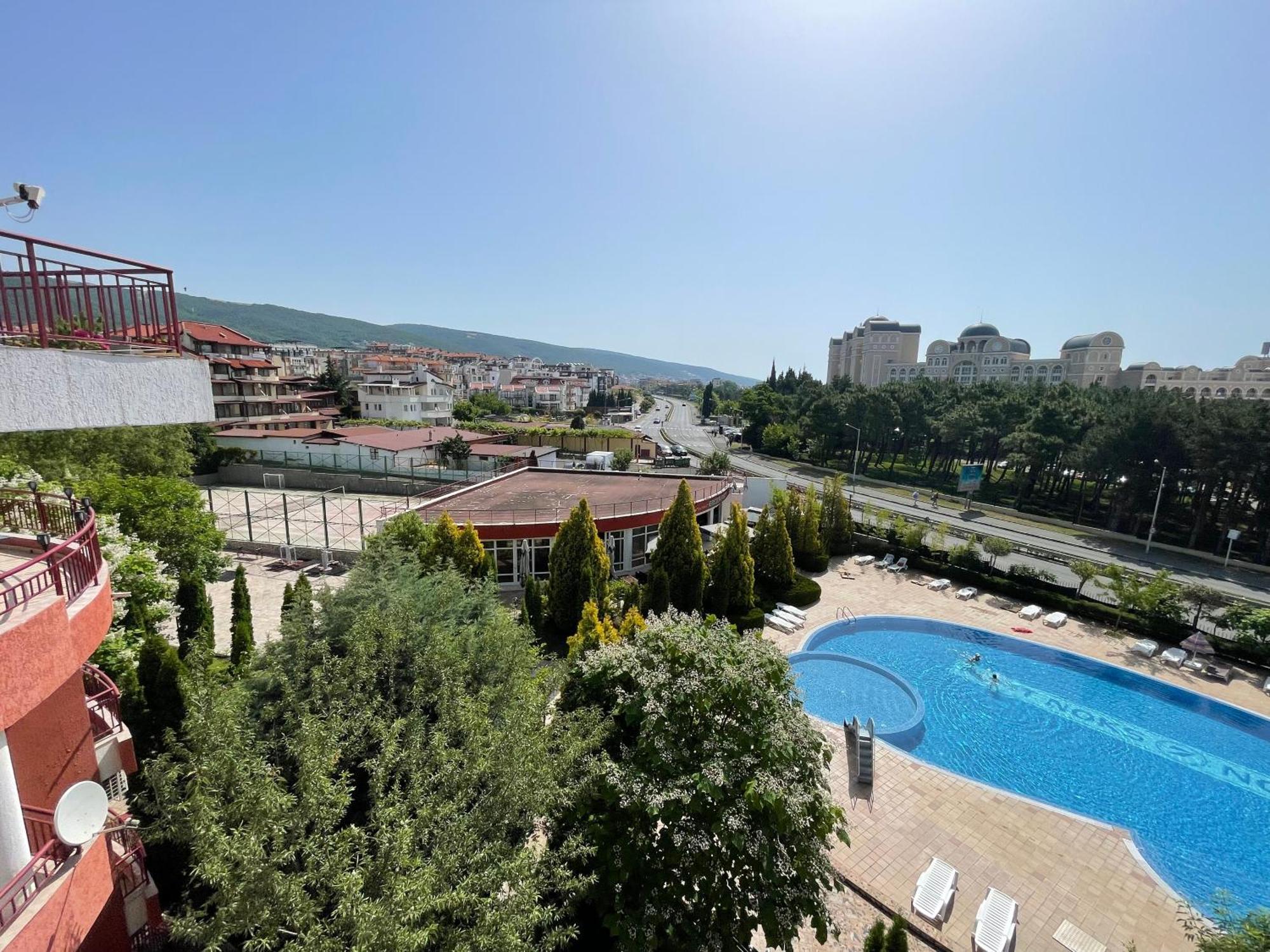 סאני ביץ' Green Fort - Prestige Sea Viev Apartments מראה חיצוני תמונה